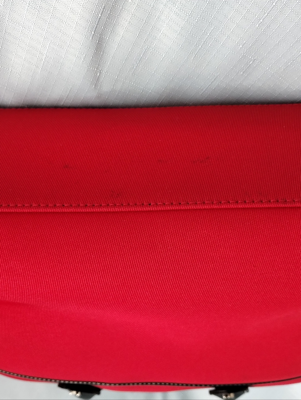 Vintage Etienne Aigner Red and Black Satchel Logo Handbag Great Condition! - Picture 8 of 9